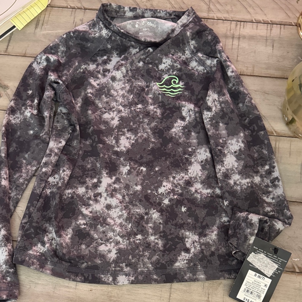 Gray and Black Long Sleeve Shirt